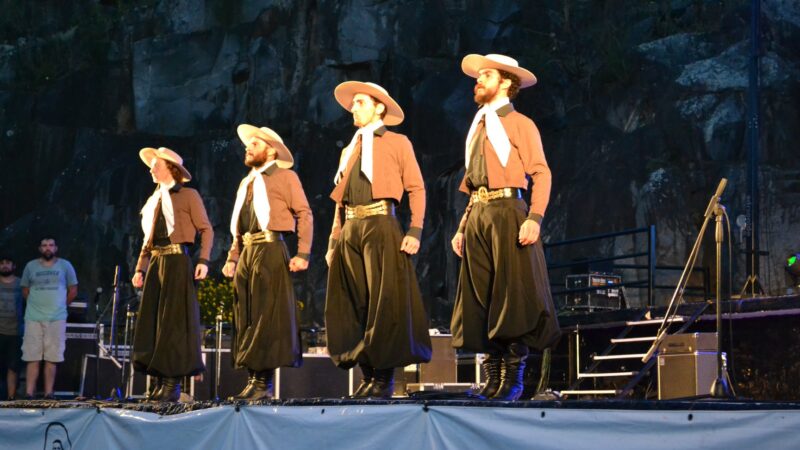 PEÑA DEL “PRE BALCARCE ES FOLKLORE»