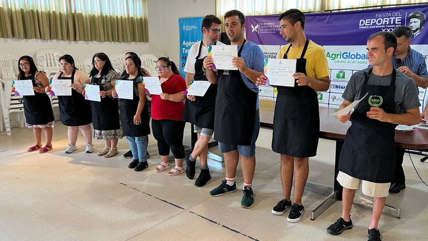 ENTREGA DE DIPLOMAS DEL PROGRAMA PROMOVER