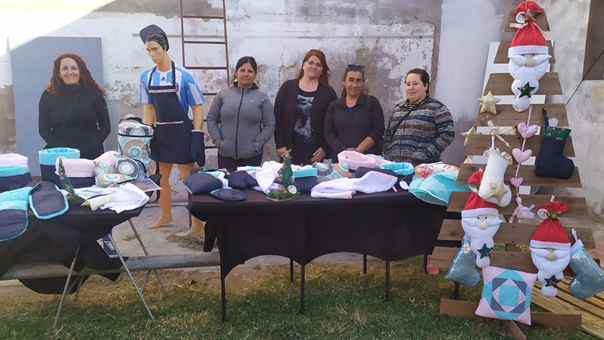 MUESTRA DE PRODUCTOS Y SERVICIOS EN EL CIPS
