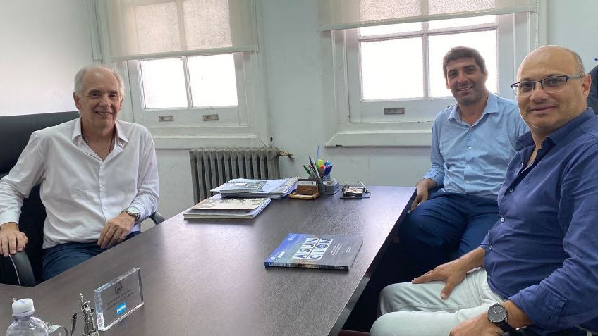 REINO SE REUNIÓ CON AUTORIDADES DE LA FACULTAD DE CIENCIAS ECONÓMICAS DE LA UBA