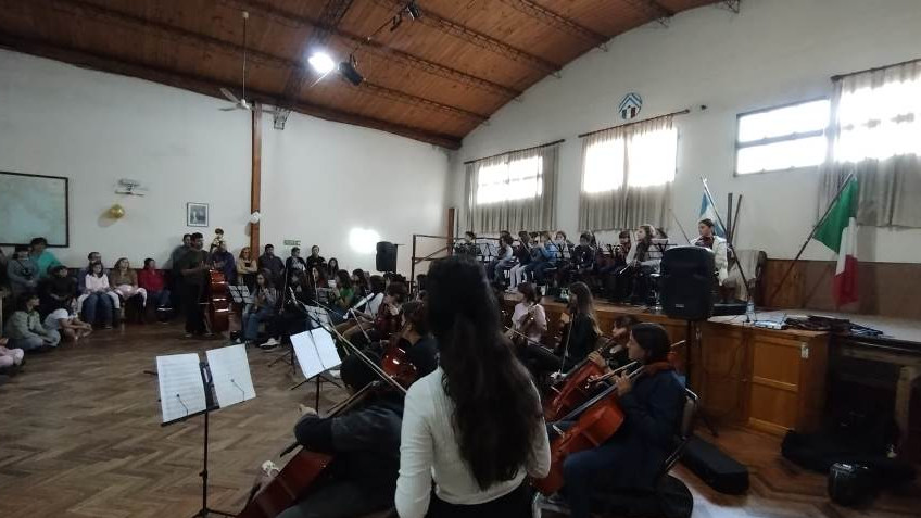 LA ORQUESTA ESCUELA INFANTO JUVENIL INAUGURÓ LA TEMPORADA DE CONCIERTOS