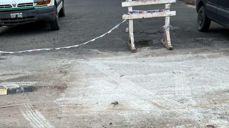 Daños en el hormigón fresco de la intersección de calles 22 y 25