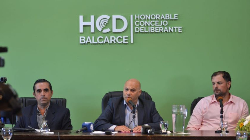 Reino: «Trabajemos codo a codo y consigamos más logros para nuestros vecinos»