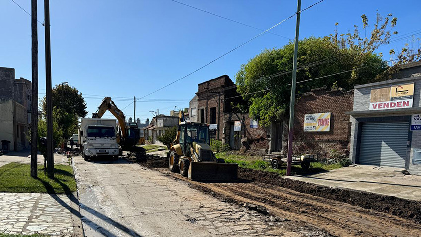 El municipio continúa con el plan de bacheo de hormigón en el casco urbano
