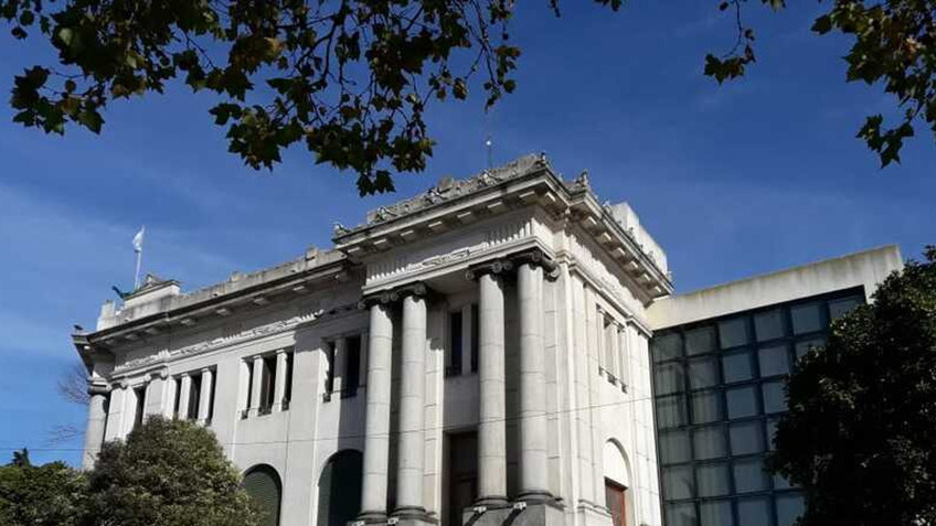 Reducción de tasas para jubilados, pensionados, discapacitados y personas con escasos recursos