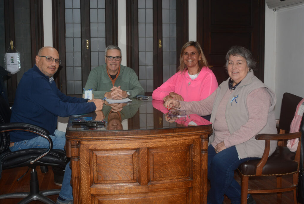 EL MUNICIPIO ENTREGÓ EN COMODATO UNA CHIPEADORA AL COLEGIO SAN JOSÉ