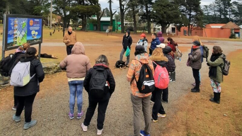 VISITA DE CONTINGENTES MARPLATENSES A LOS GEOSITIOS DE BALCARCE