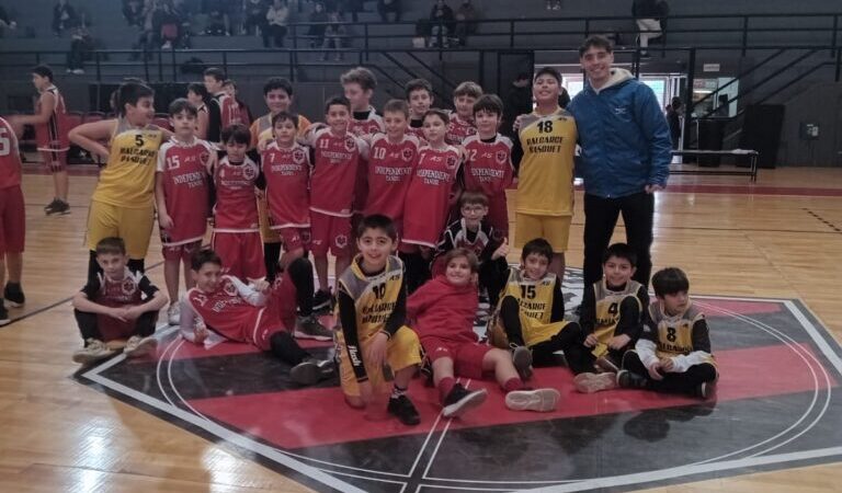 LA ESCUELA DE BÁSQUET VISITÓ A INDEPENDIENTE DE TANDIL