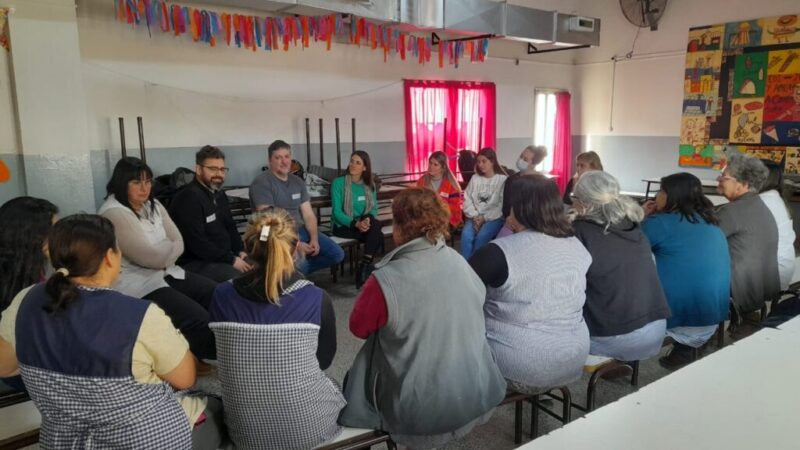 ENRIQUECEDOR ENCUENTRO PARA LA PROMOCIÓN DE UNA VIDA SALUDABLE DESDE LA ESCUELA