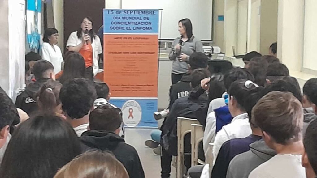 CHARLA SOBRE LINFOMA EN NAPALEOFÚ