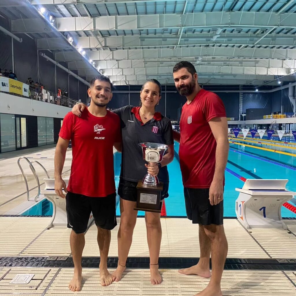 MACARENA FERRERAS ES ENTRENADORA DE LA SELECCIÓN NACIONAL DE NATACIÓN