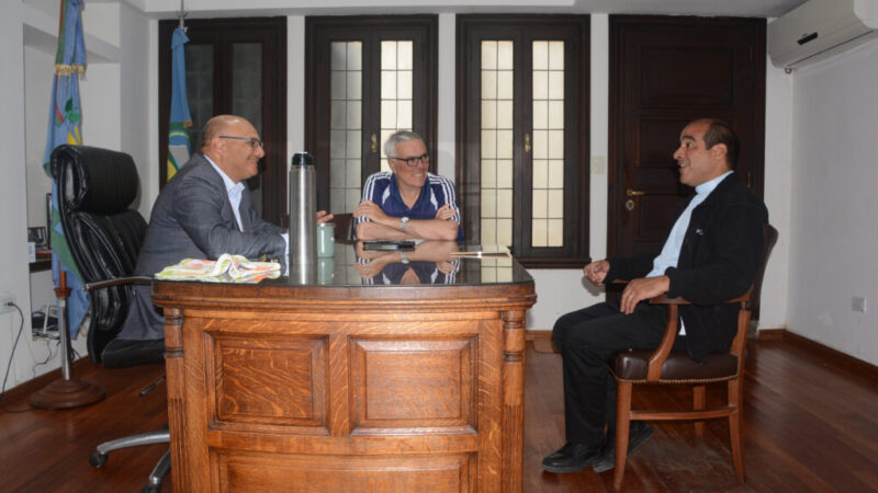 EL INTENDENTE SALUDÓ AL CAPELLÁN DAVID OCHOA