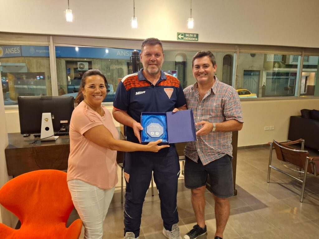 RECONOCIMIENTO A LOS ANDES POR ELEGIR BALCARCE