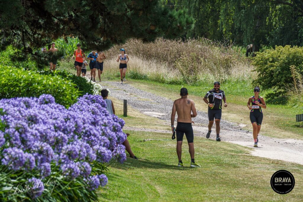 EXITOSO DESARROLLO DEL TRIATLÓN SPRINT BRAVA