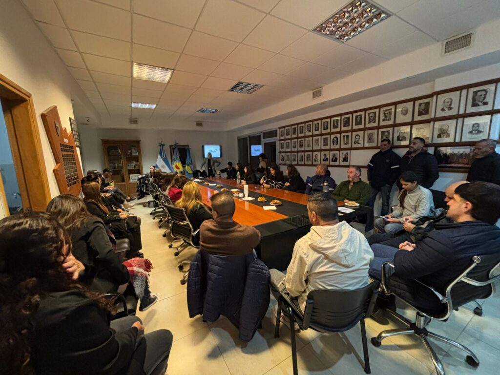 REUNIÓN INFORMATIVA SOBRE LAS PRÓXIMAS MEDIDAS FISCALES EN ARBAL