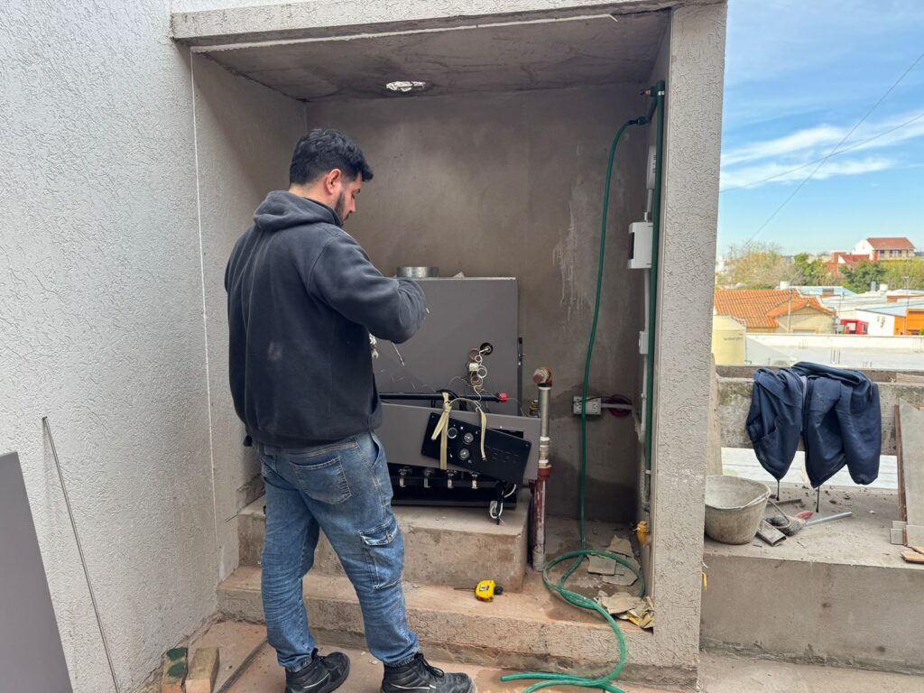 AVANZA LA ETAPA FINAL DE LA OBRA EN EL HOSPITAL MUNICIPAL