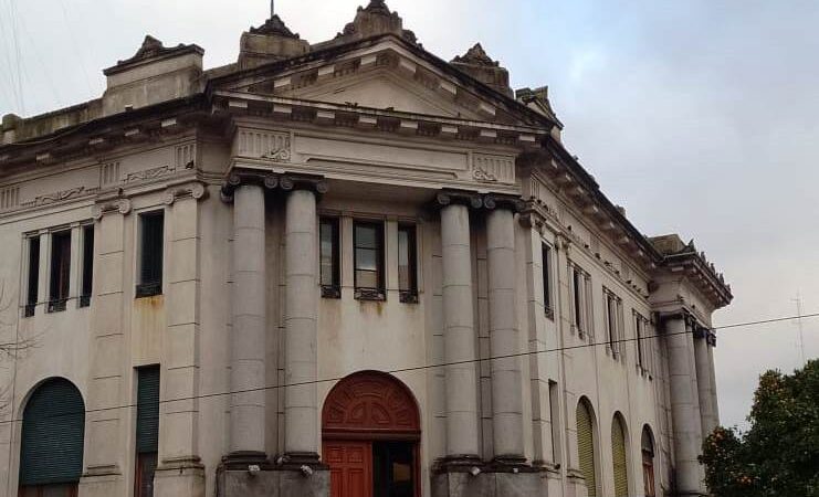 REALIZARÁN MEJORAS EN MÁSTILES Y SISTEMA DE IZADO DE BANDERAS DEL PALACIO MUNICIPAL