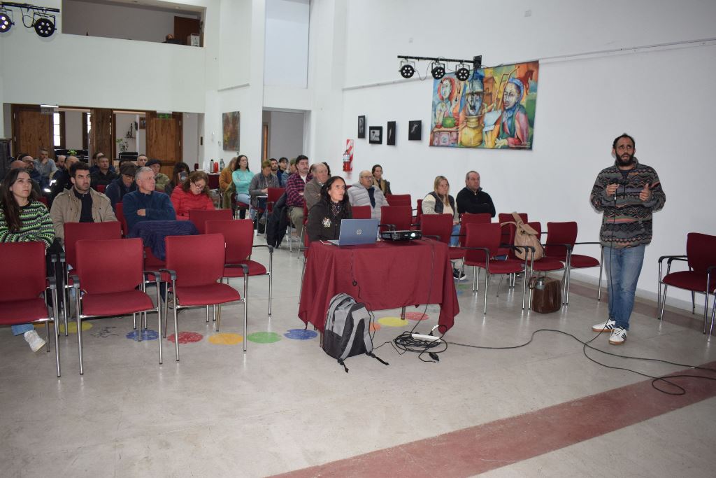 Convivencia con pumas: «Se puede alcanzar el equilibrio entre conservación y producción»