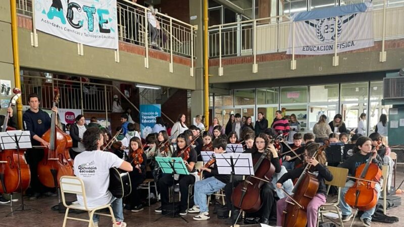 Orquesta escuela se presentó en la feria regional de ciencias