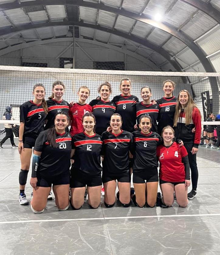 Maxi voley Balcarce finalizó en el quinto puesto de la liga marplatense