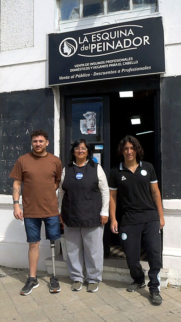 Solicitud a comercios y empresas