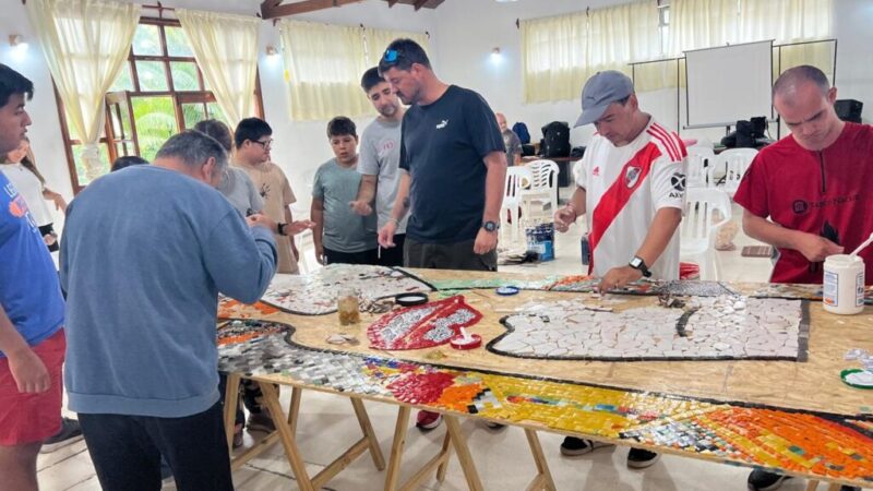 “Hoy Mujer”: Arte colectivo que celebra la inclusión y la creatividad