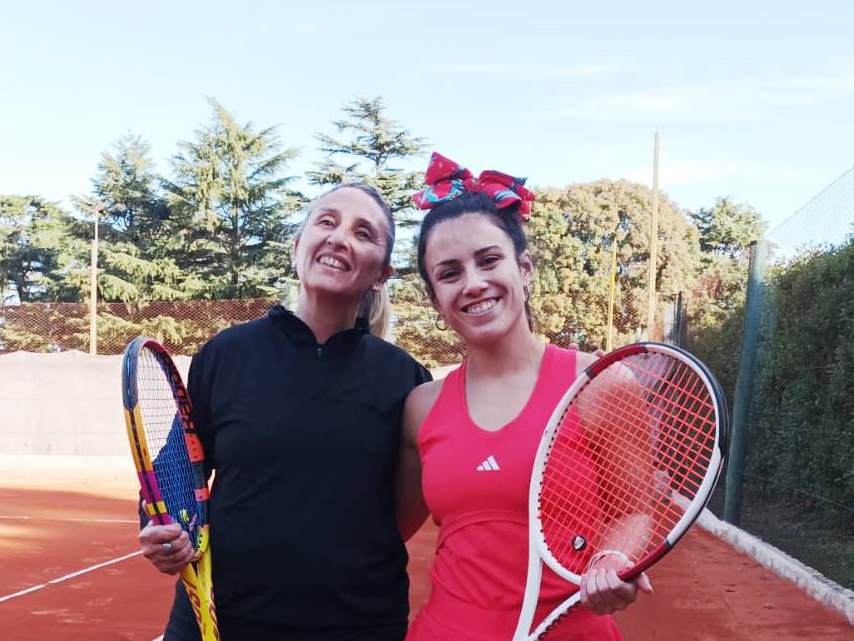 El primer abierto de tenis definió a sus campeones