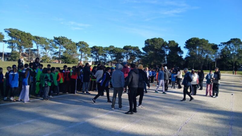 Más de 500 alumnos participan de los juegos JEBO