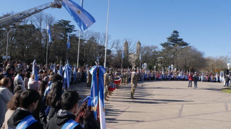Balcarce conmemora el Día de la Bandera