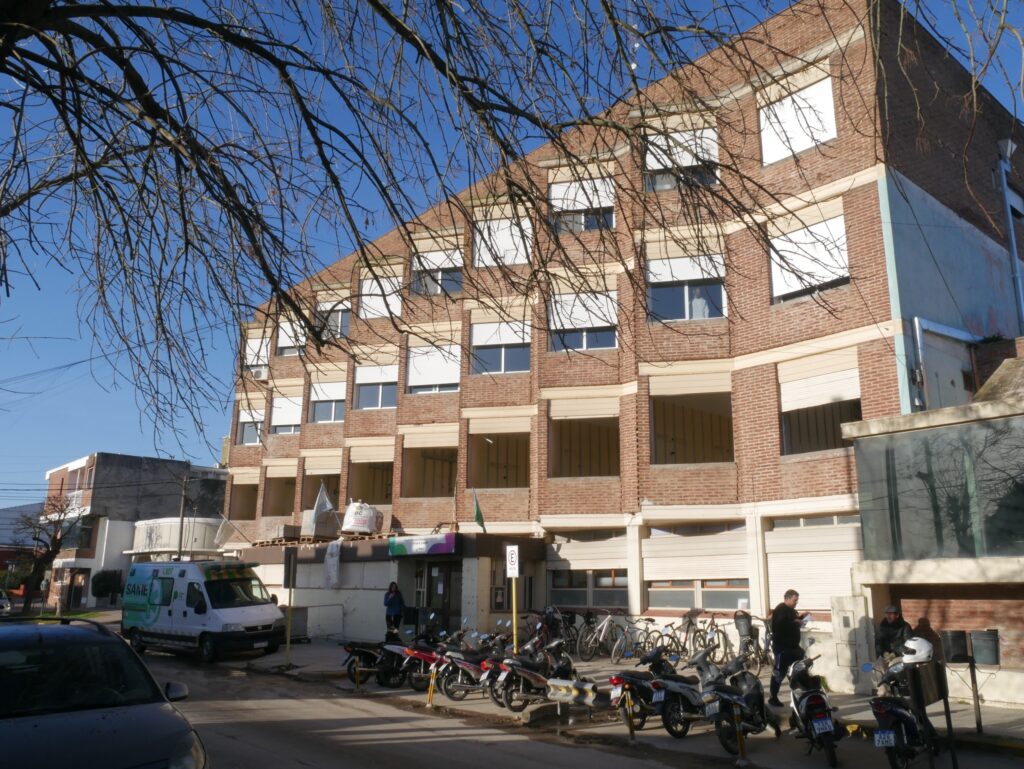 El primer piso del hospital toma forma con el avance de las obras de renovación