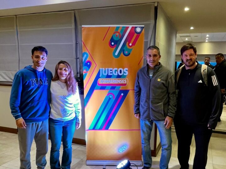 Profesores de la EMDAB participaron del primer foro provincial del deporte